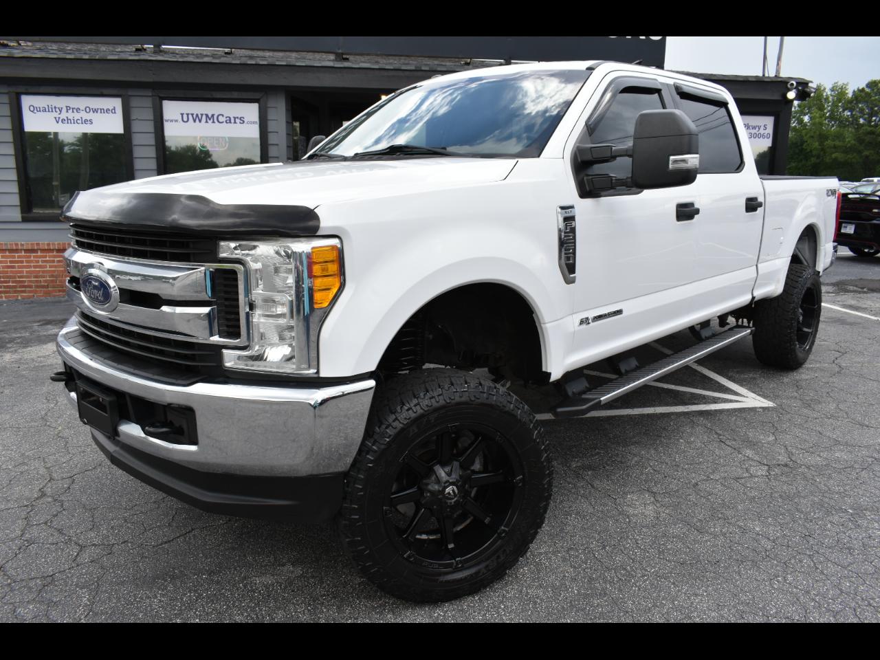 Ford F-250 SD XLT Crew Cab 4WD 2017