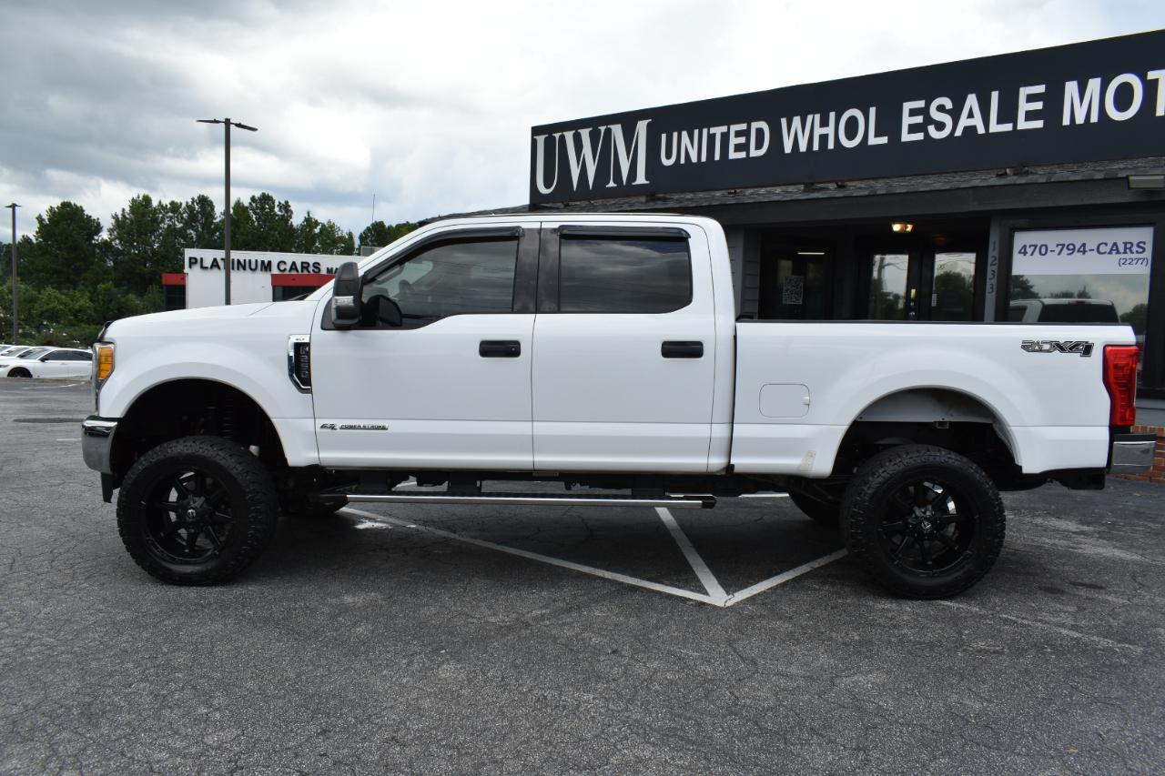 Ford F-250 SD XLT Crew Cab 4WD 2017