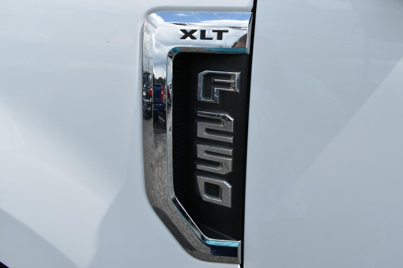 Ford F-250 SD XLT Crew Cab 4WD 2017