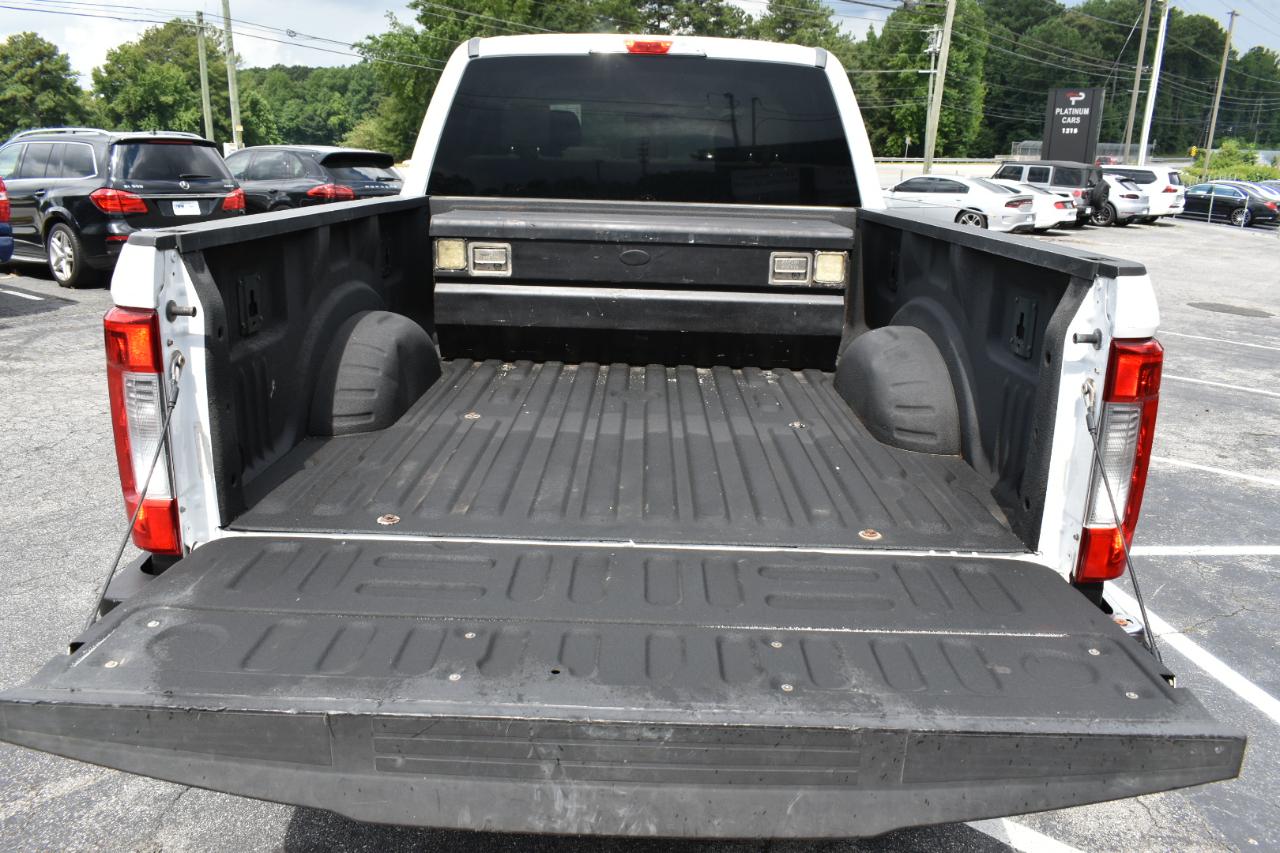 Ford F-250 SD XLT Crew Cab 4WD 2017