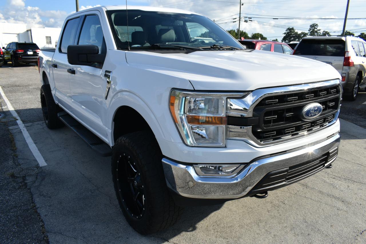 Ford F-150 XLT SuperCrew 4WD 2021