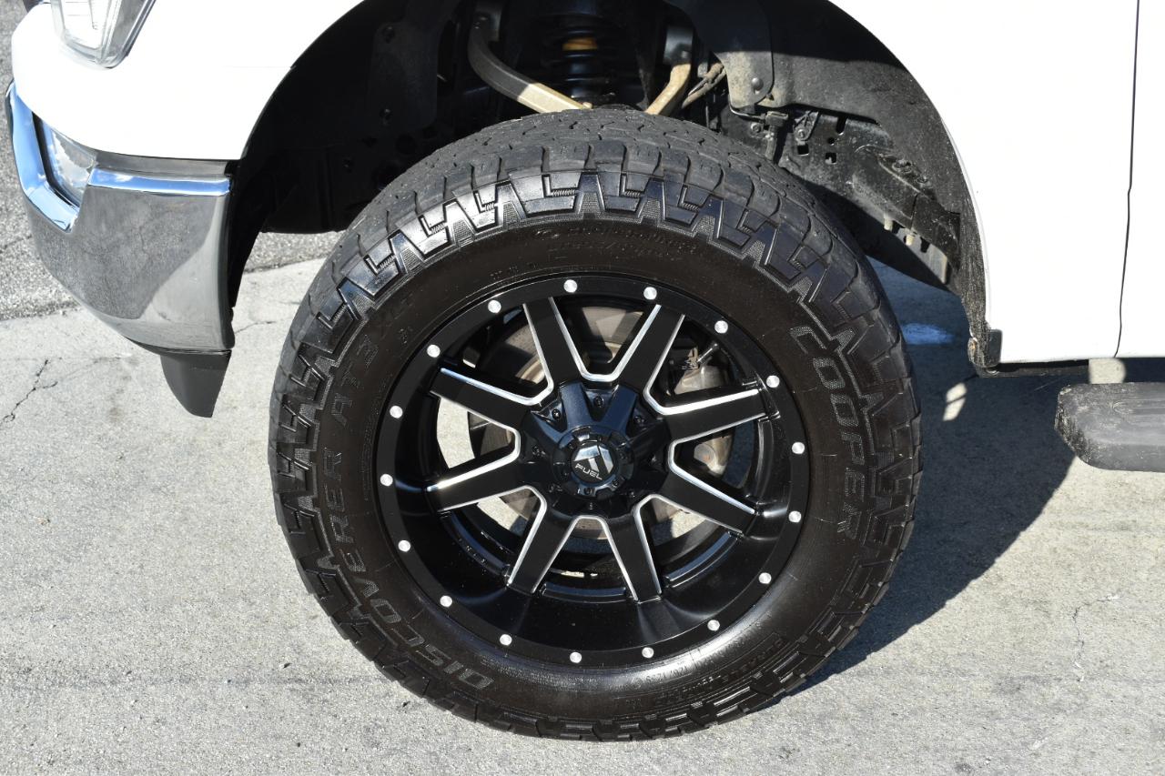 Ford F-150 XLT SuperCrew 4WD 2021