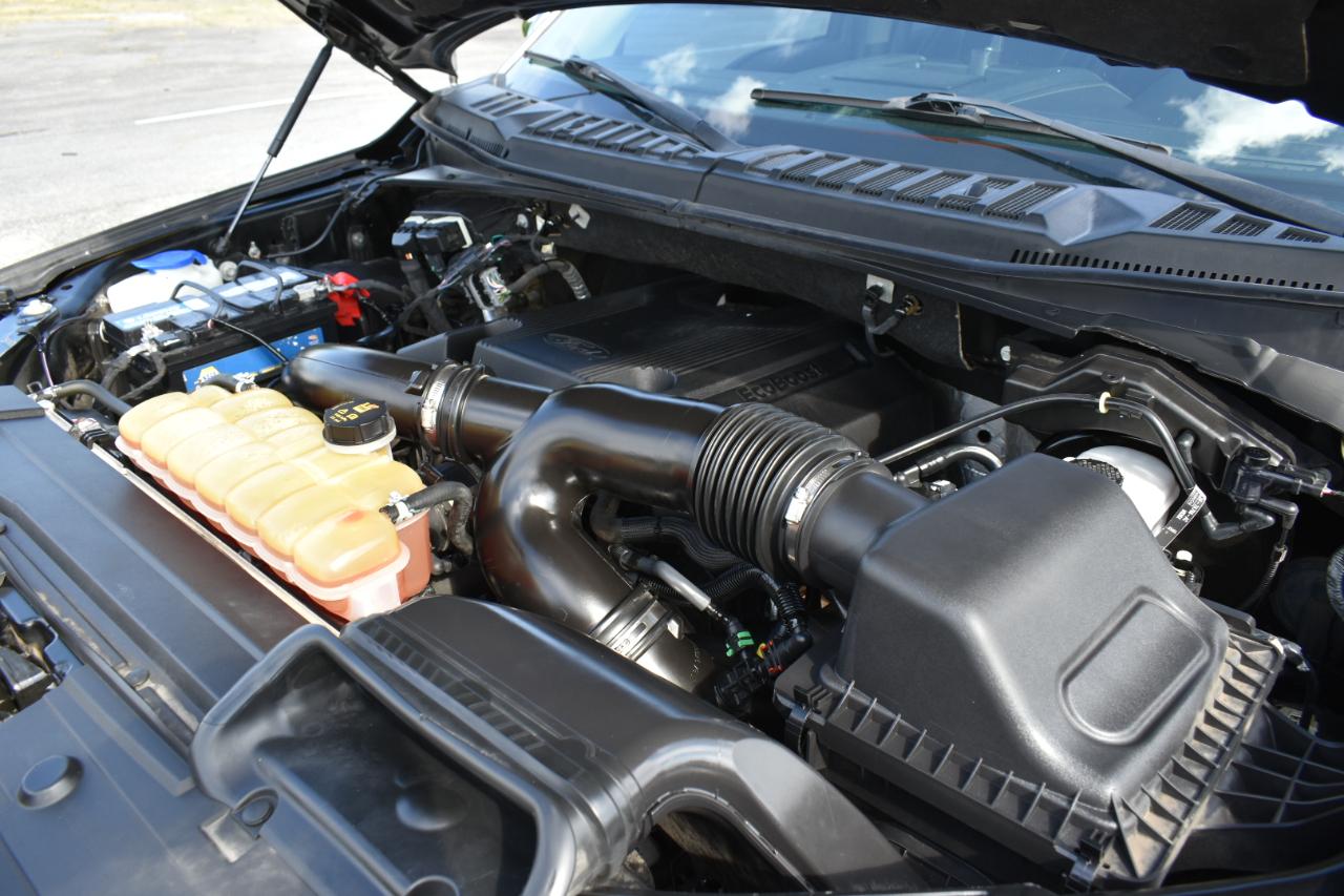 Ford F-150 Lariat SuperCrew 4WD 2018