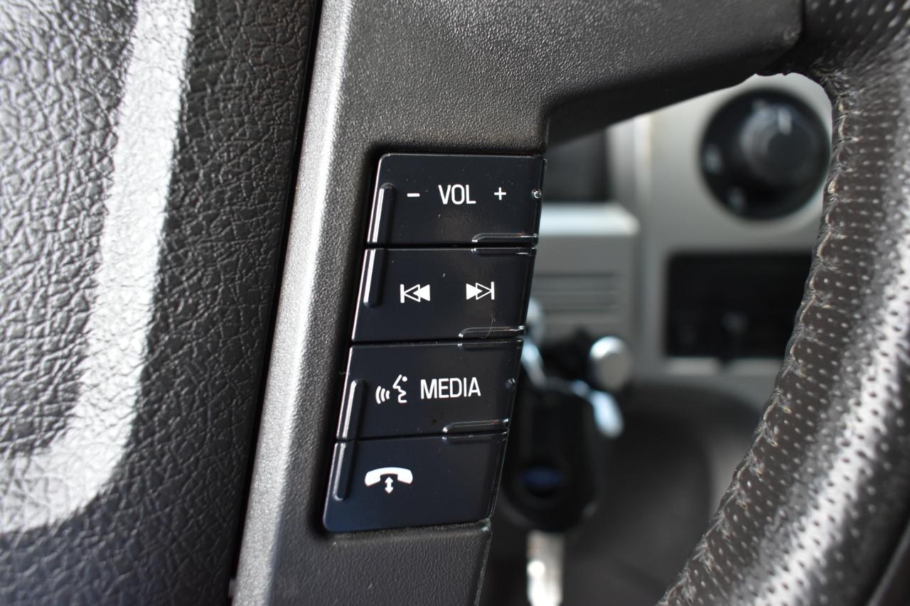 Ford F-150 SVT Raptor SuperCrew 5.5-ft. Bed 4WD 2014