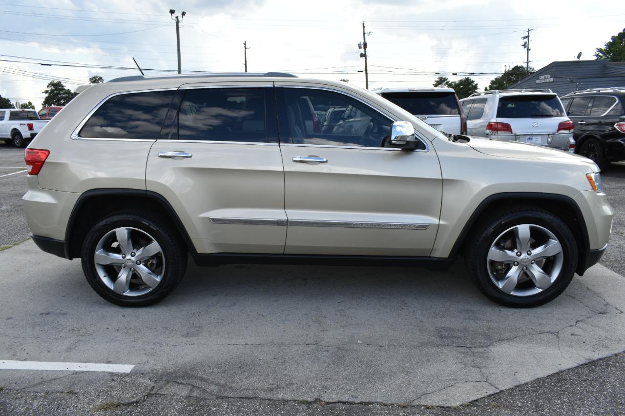 Jeep Grand Cherokee Limited 4WD 2011