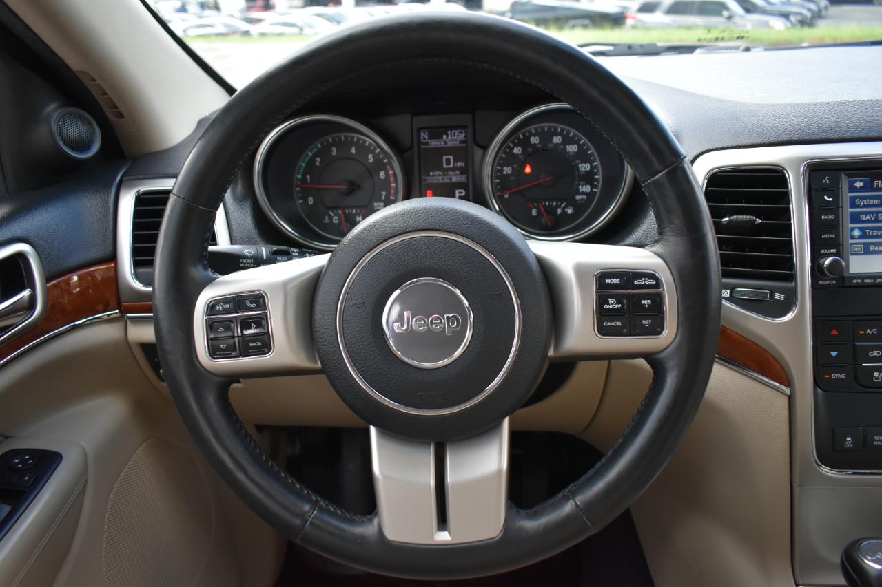 Jeep Grand Cherokee Limited 4WD 2011