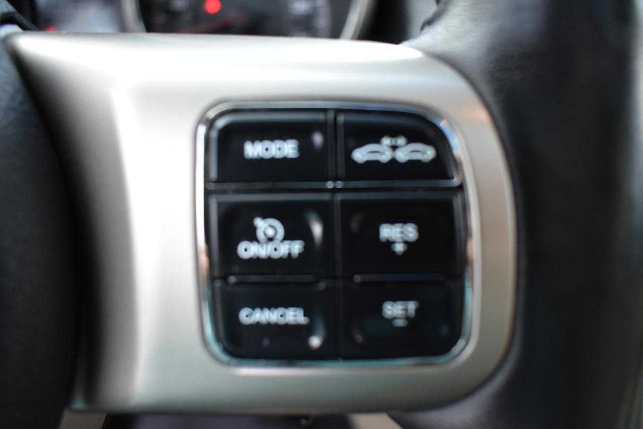 Jeep Grand Cherokee Limited 4WD 2011