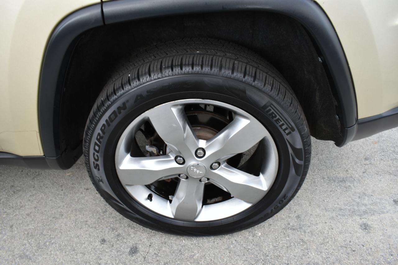 Jeep Grand Cherokee Limited 4WD 2011