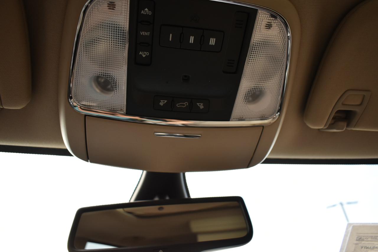 Jeep Grand Cherokee Limited 4WD 2011