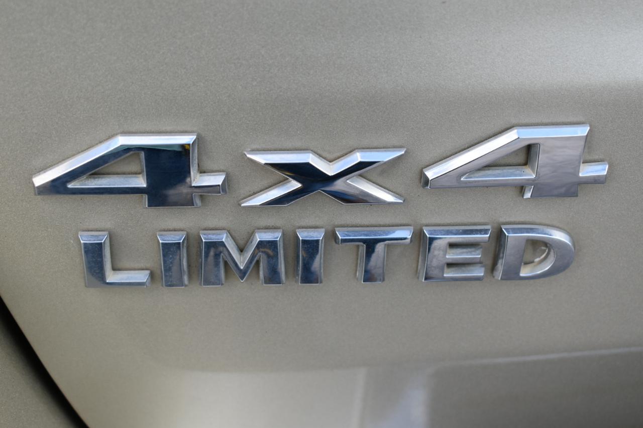 Jeep Grand Cherokee Limited 4WD 2011