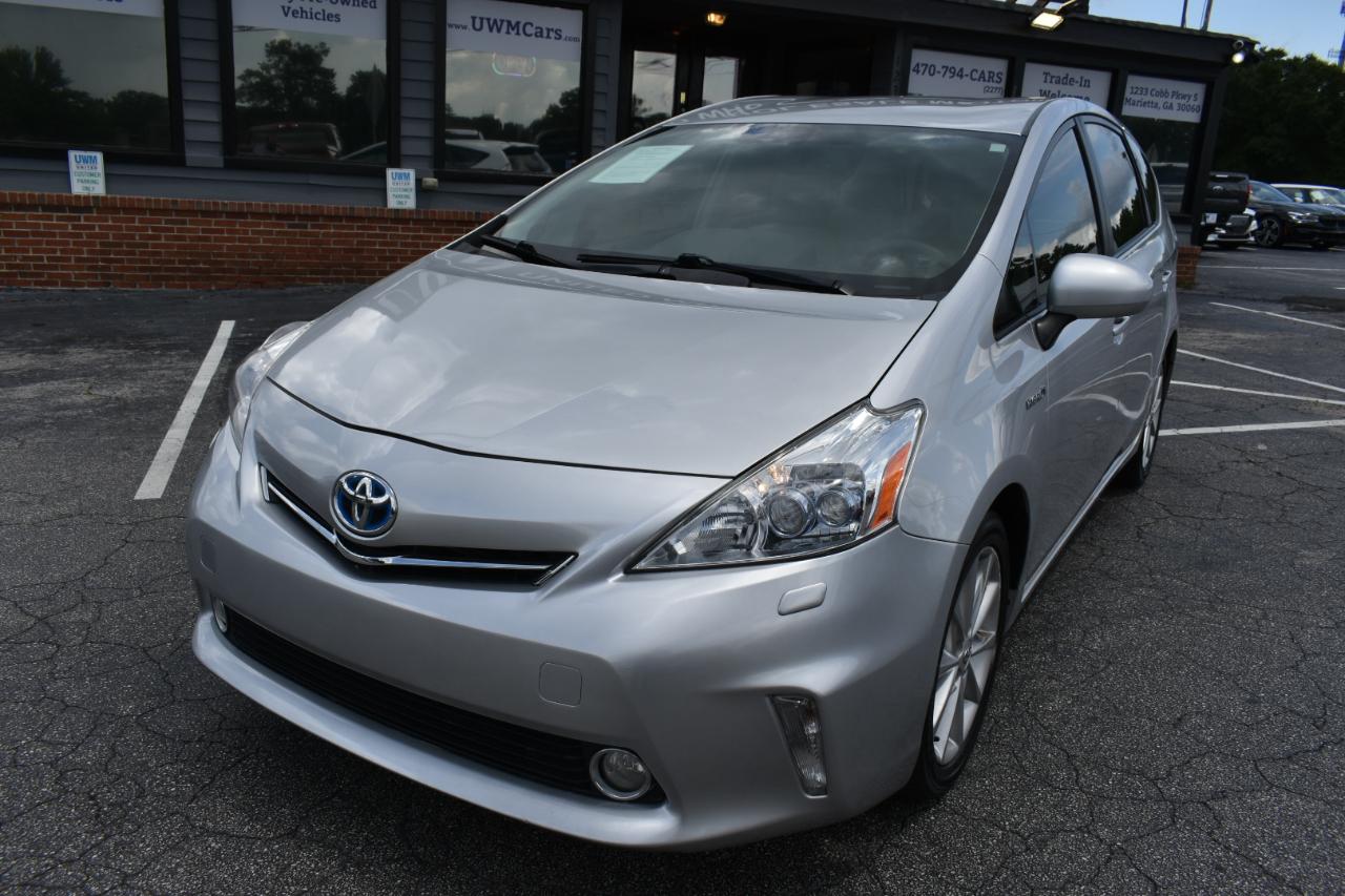 Toyota Prius V Two 2012