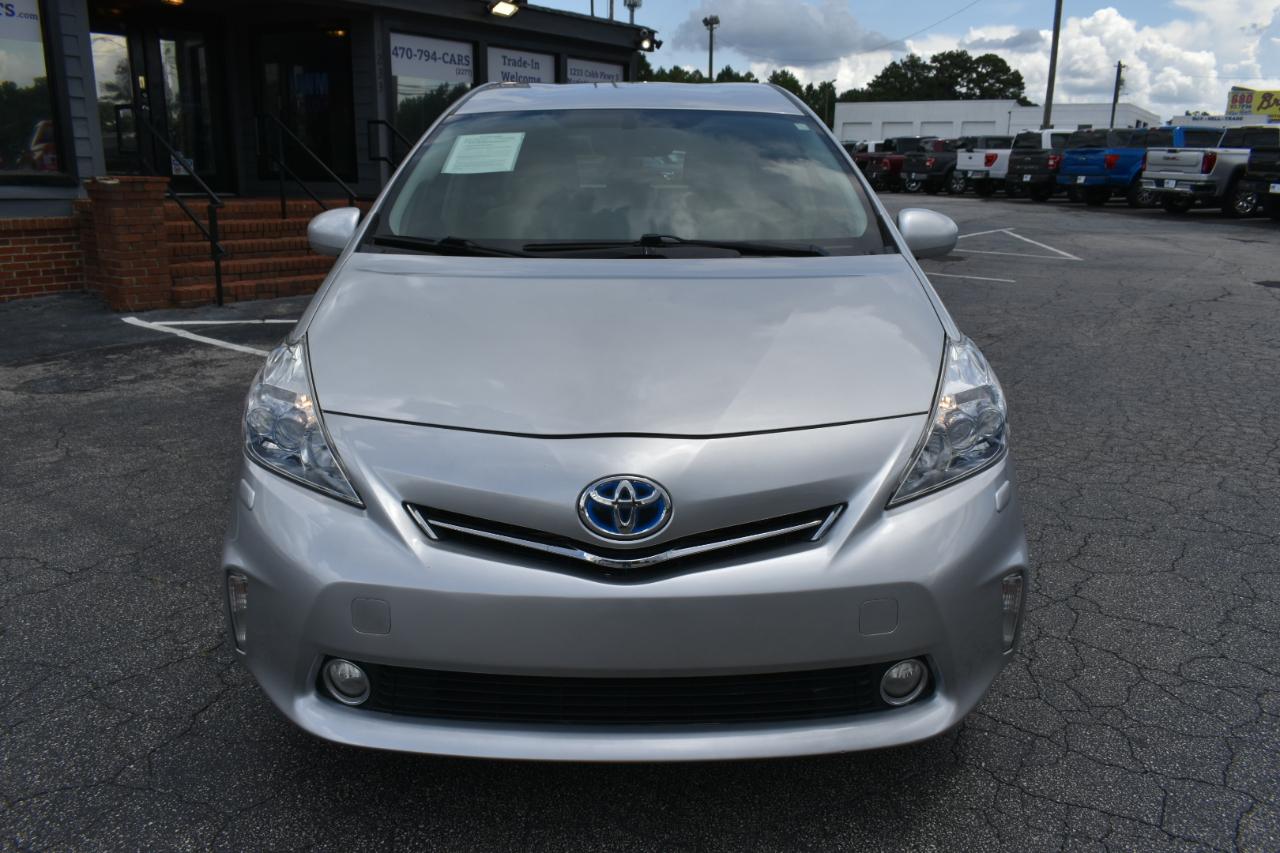 Toyota Prius V Two 2012