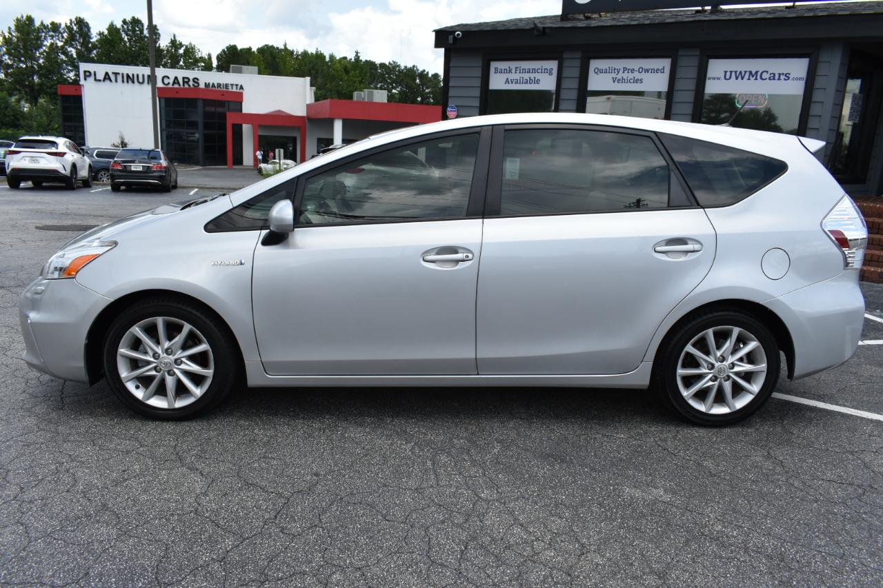 Toyota Prius V Two 2012