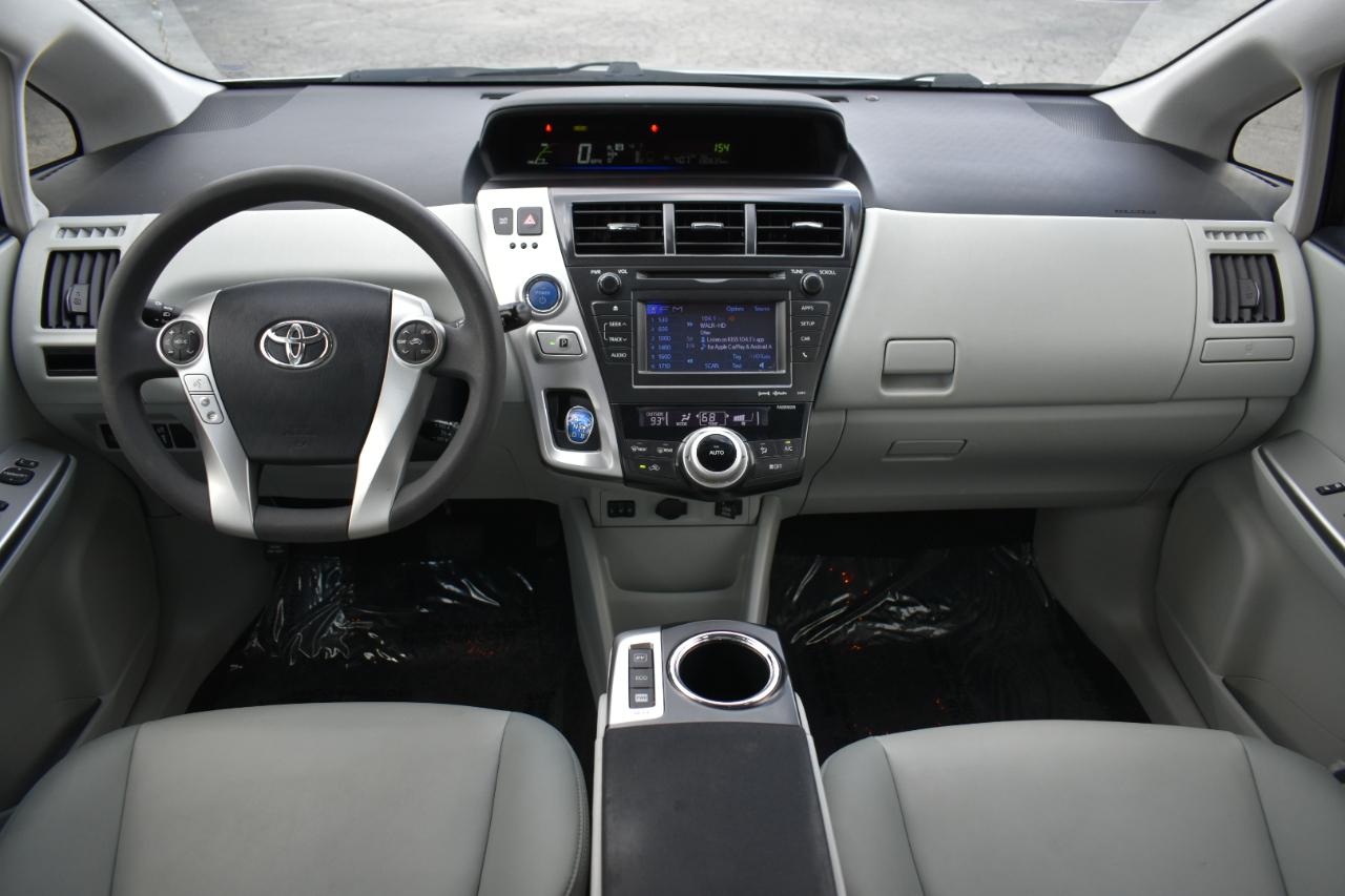 Toyota Prius V Two 2012
