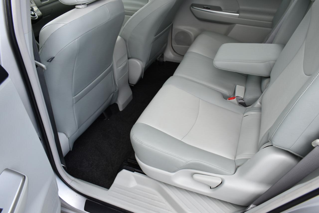 Toyota Prius V Two 2012