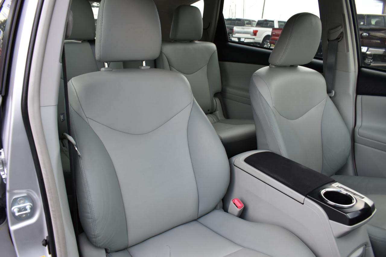 Toyota Prius V Two 2012