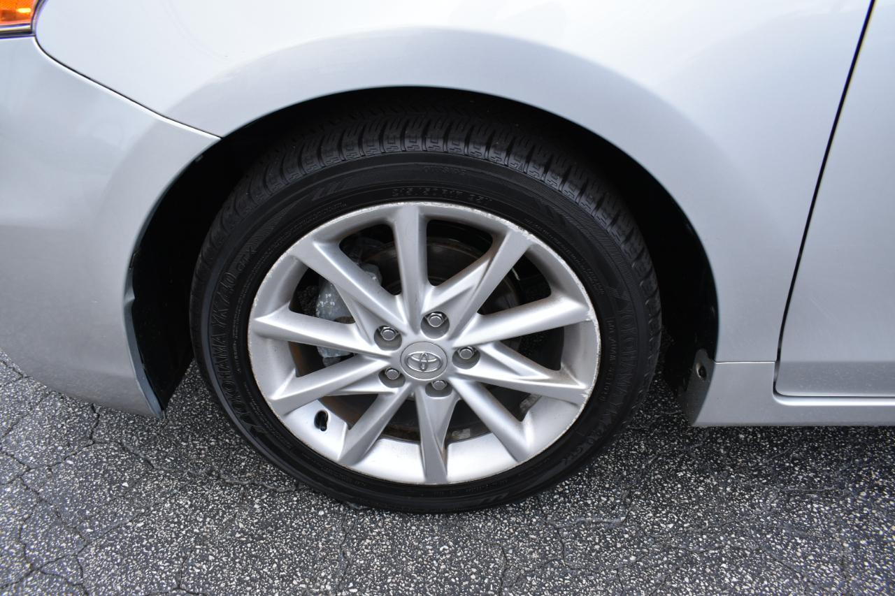 Toyota Prius V Two 2012