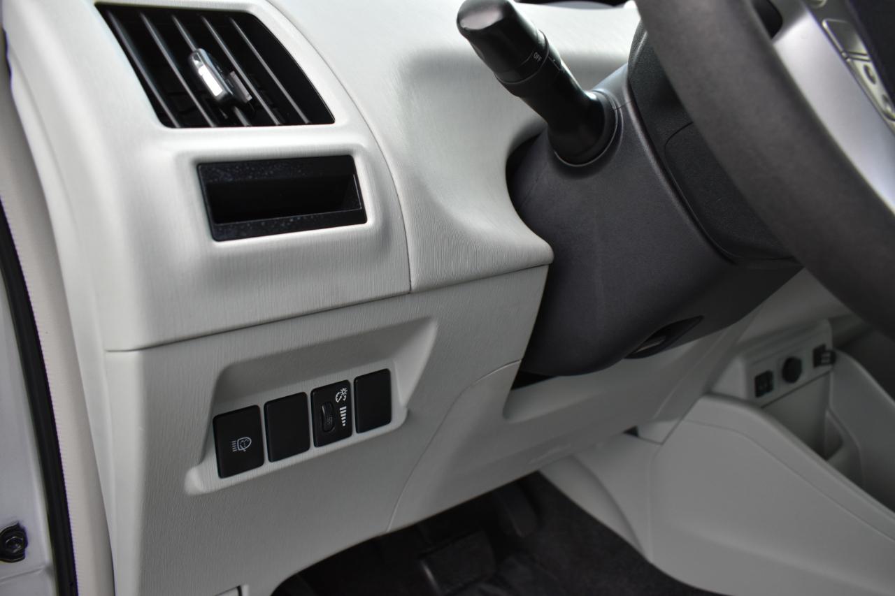 Toyota Prius V Two 2012