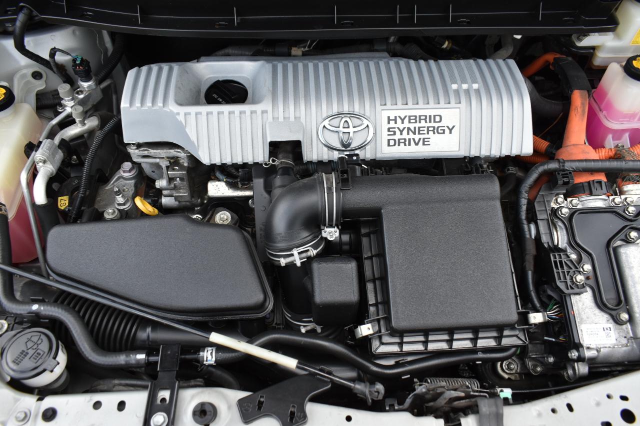 Toyota Prius V Two 2012