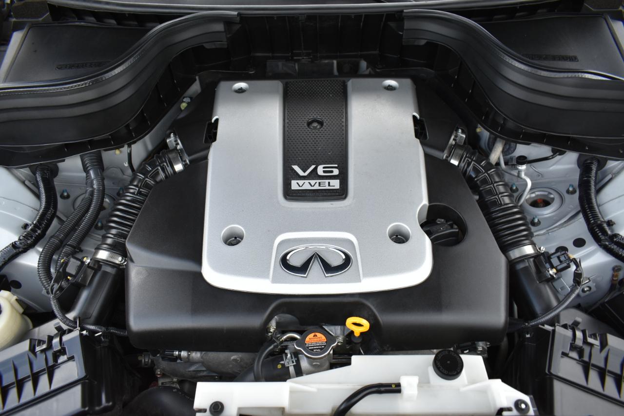 Infiniti QX50 Base RWD 2017