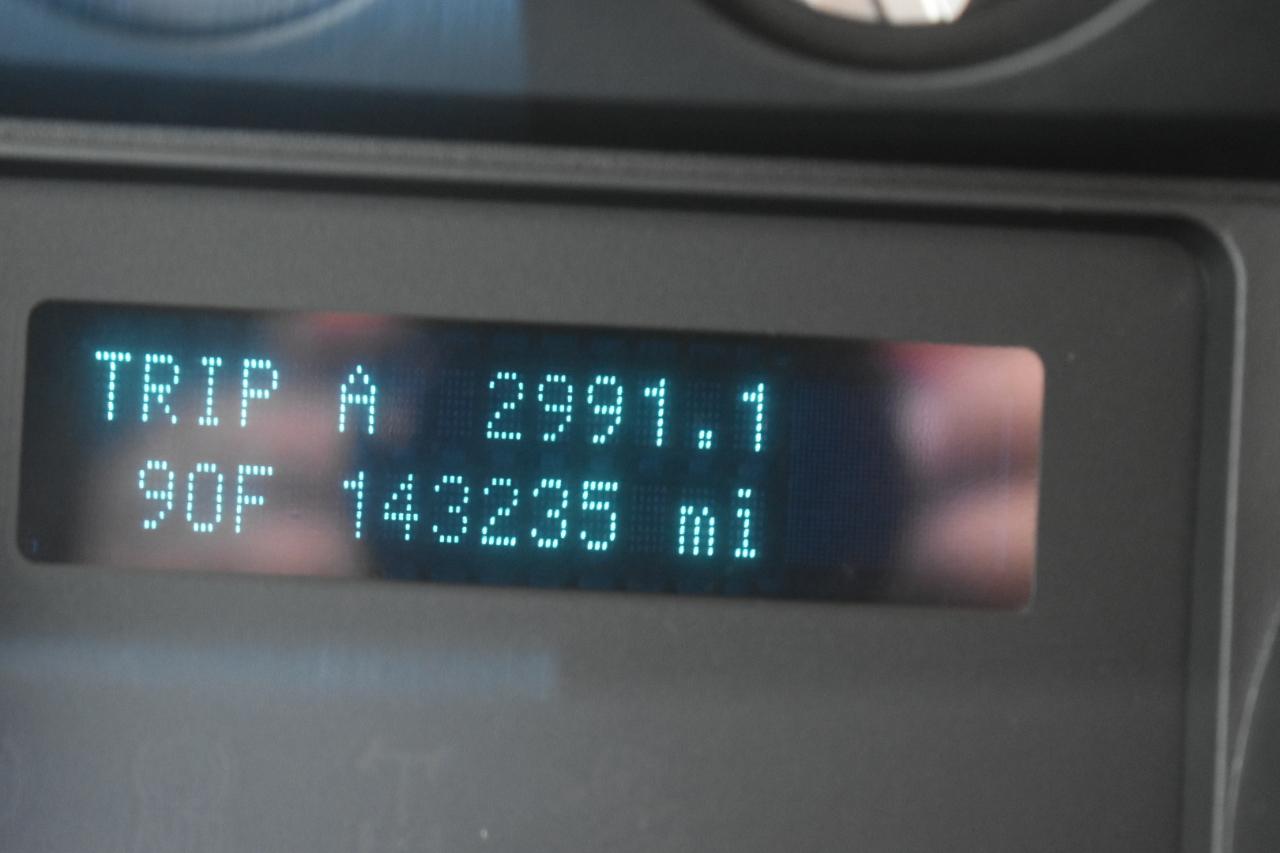 Ford F-250 SD XL Crew Cab 4WD 2012