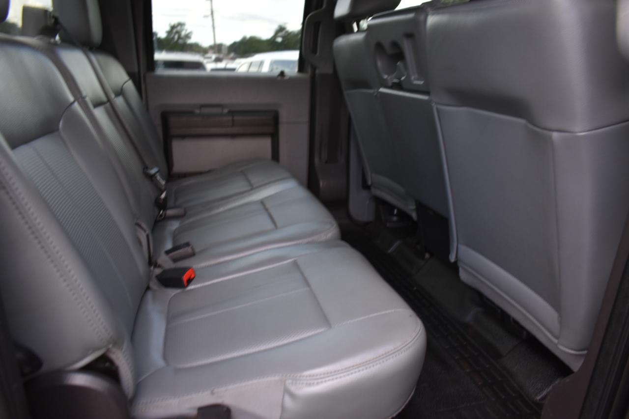 Ford F-250 SD XL Crew Cab 4WD 2012