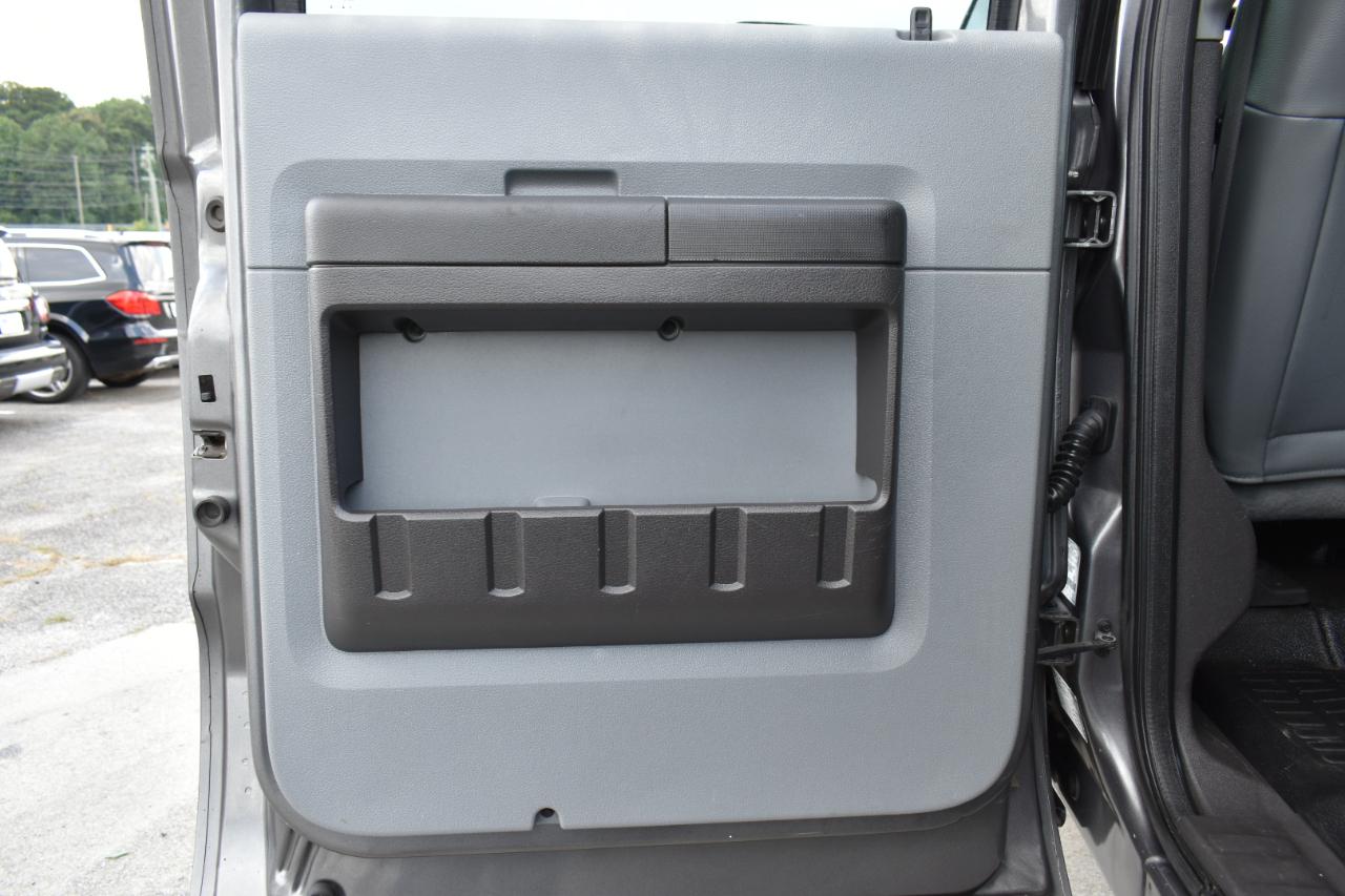 Ford F-250 SD XL Crew Cab 4WD 2012