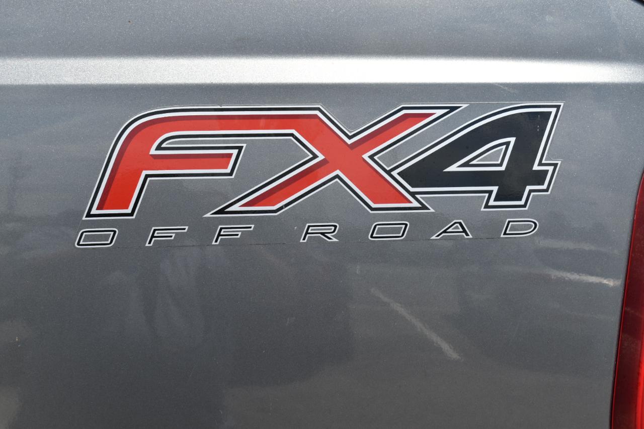 Ford F-250 SD XL Crew Cab 4WD 2012