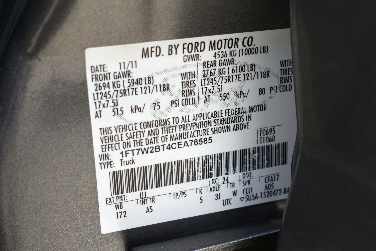 Ford F-250 SD XL Crew Cab 4WD 2012