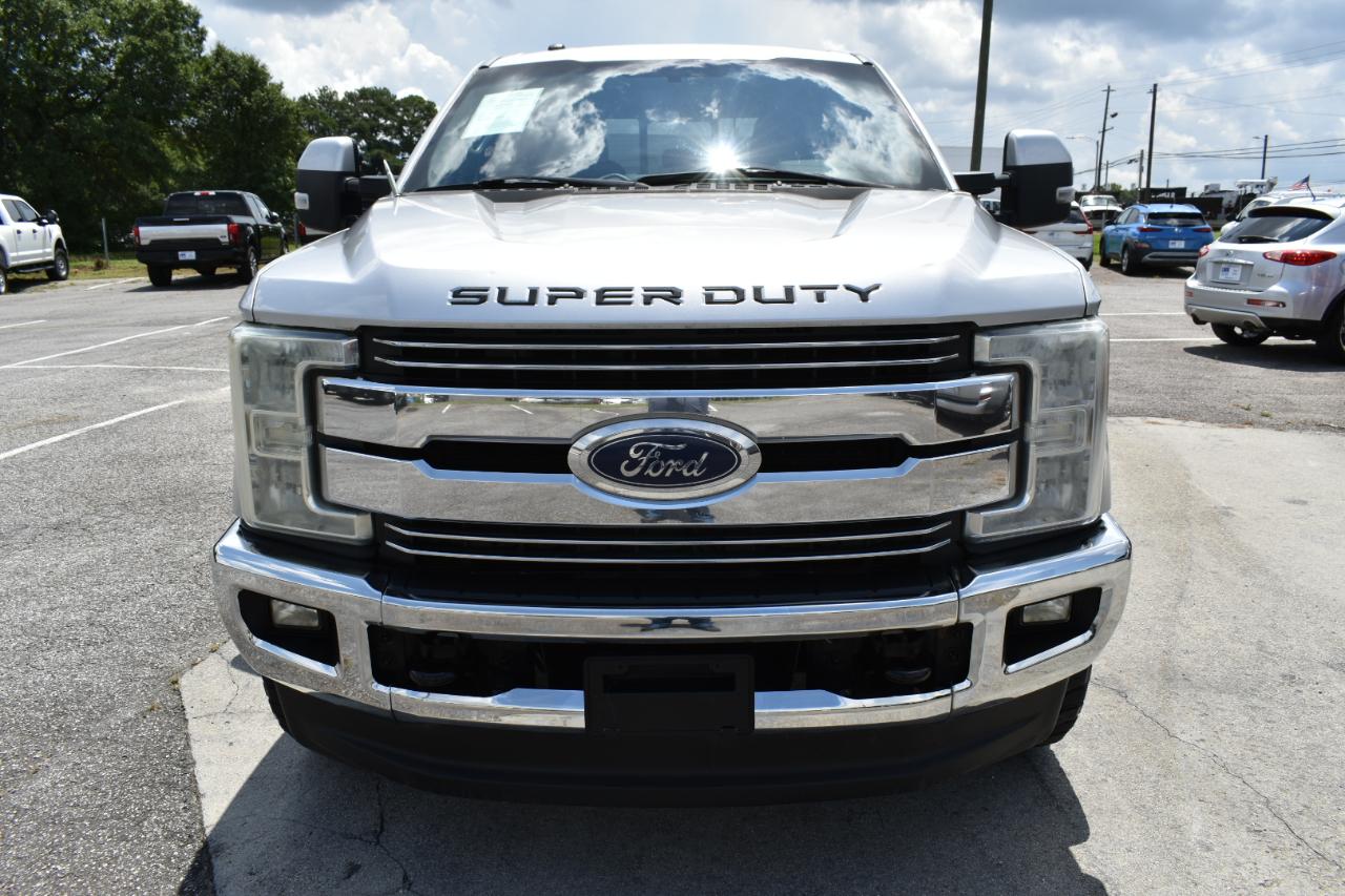 Ford F-250 SD Lariat Crew Cab 4WD 2017