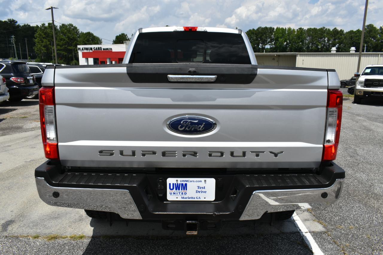 Ford F-250 SD Lariat Crew Cab 4WD 2017