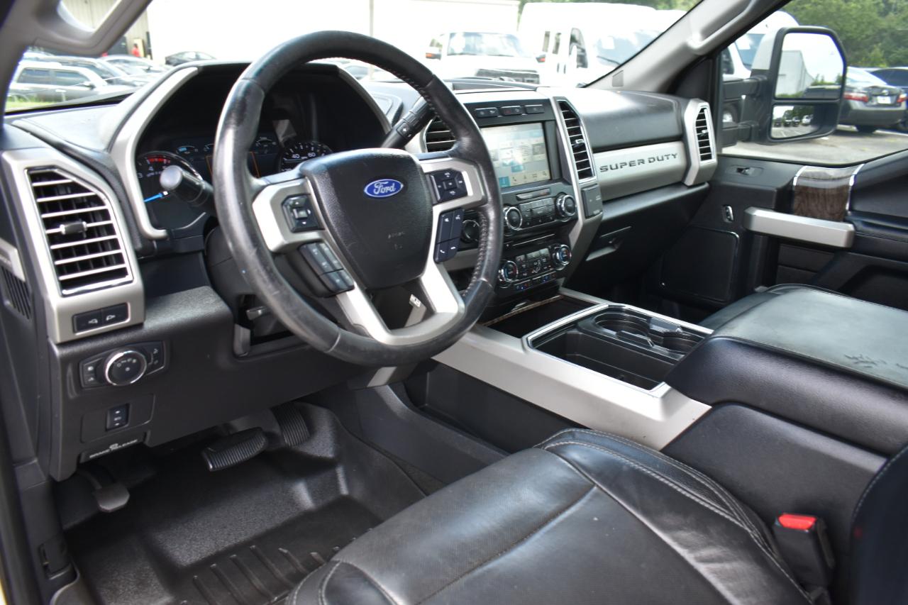Ford F-250 SD Lariat Crew Cab 4WD 2017