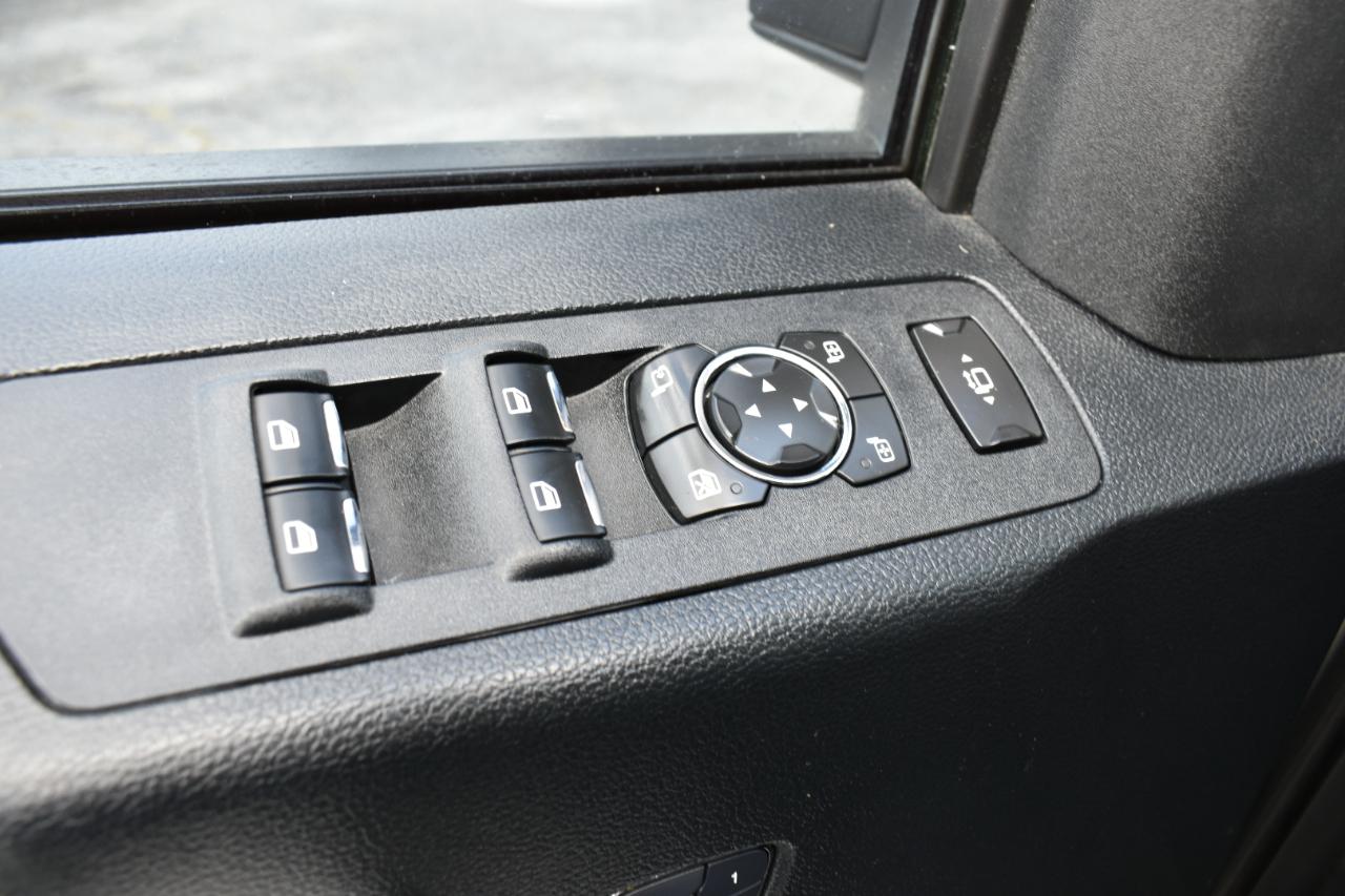 Ford F-250 SD Lariat Crew Cab 4WD 2017