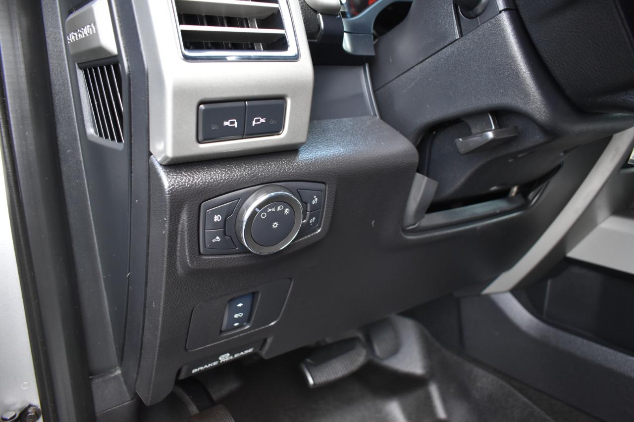 Ford F-250 SD Lariat Crew Cab 4WD 2017