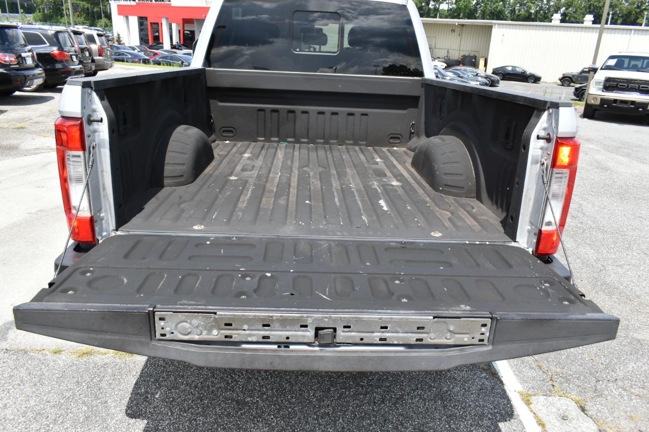 Ford F-250 SD Lariat Crew Cab 4WD 2017