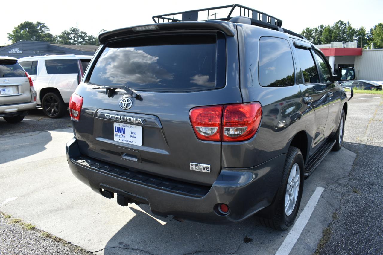 Toyota Sequoia SR5 5.7L 4WD 2013
