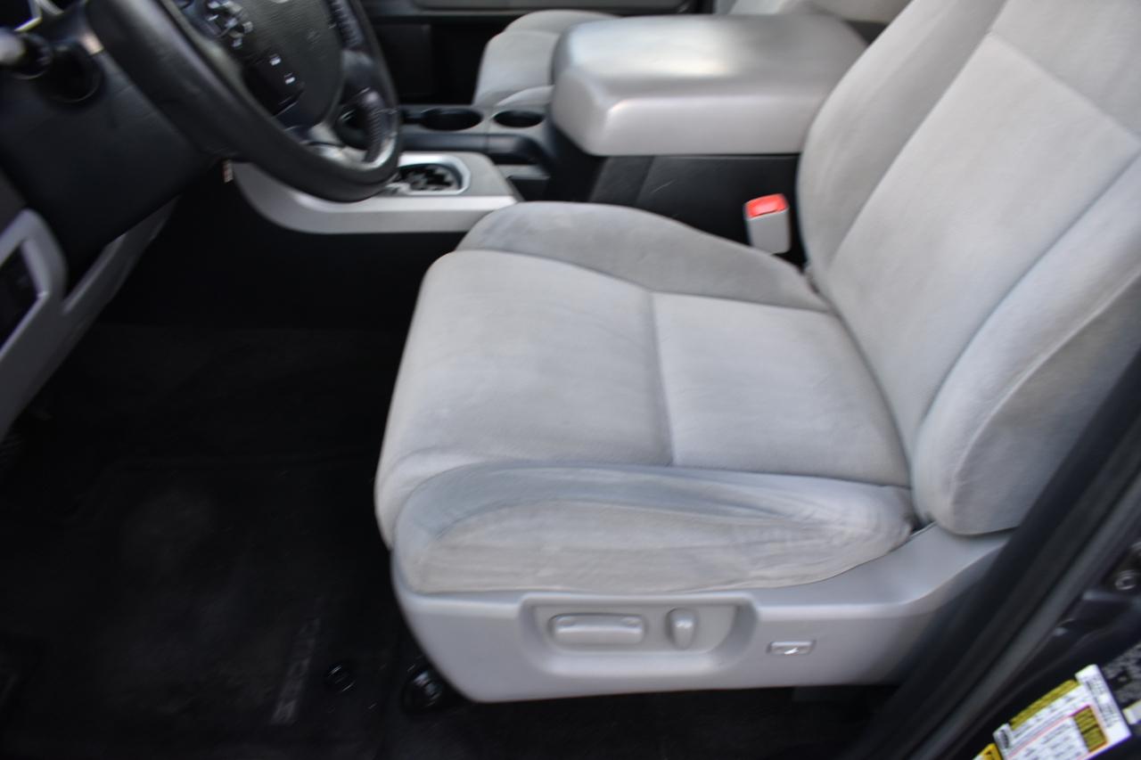 Toyota Sequoia SR5 5.7L 4WD 2013