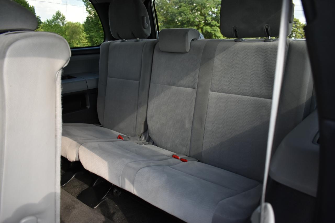 Toyota Sequoia SR5 5.7L 4WD 2013