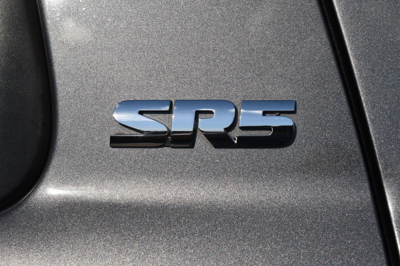 Toyota Sequoia SR5 5.7L 4WD 2013