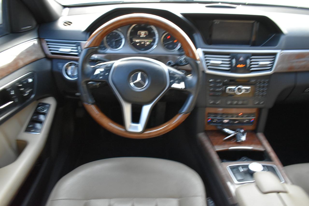 Mercedes-Benz E-Class E550 Sedan 4MATIC 2013