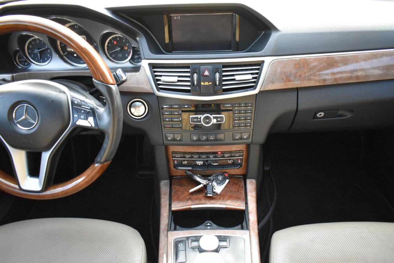 Mercedes-Benz E-Class E550 Sedan 4MATIC 2013