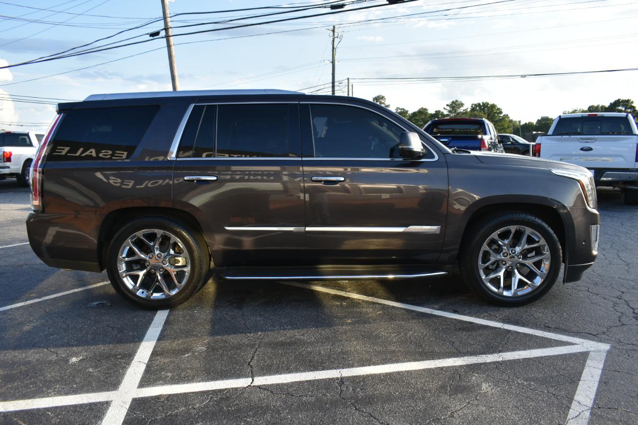 Cadillac Escalade Luxury 4WD 2017
