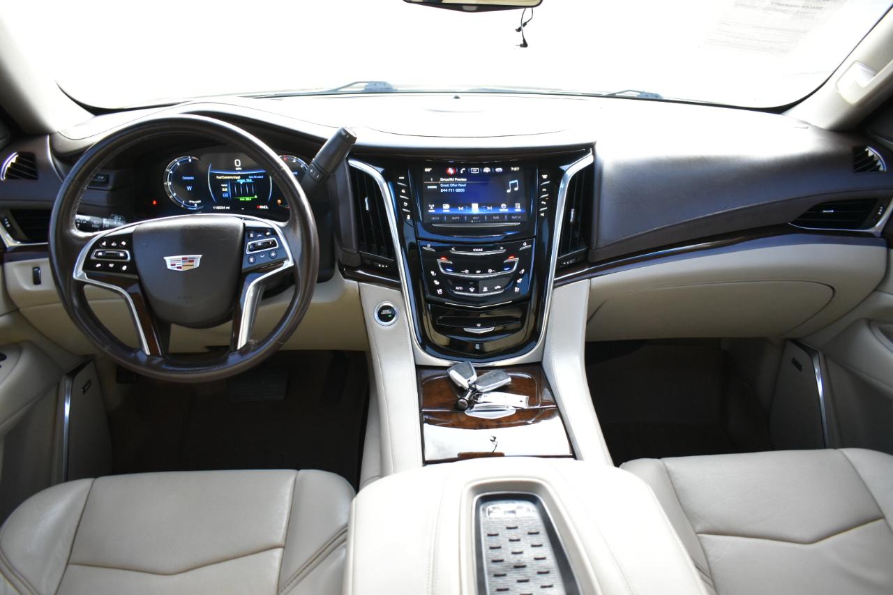 Cadillac Escalade Luxury 4WD 2017