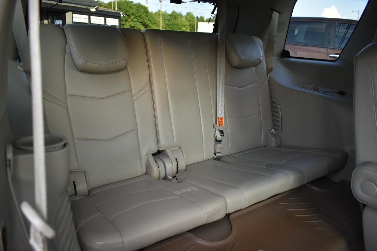 Cadillac Escalade Luxury 4WD 2017