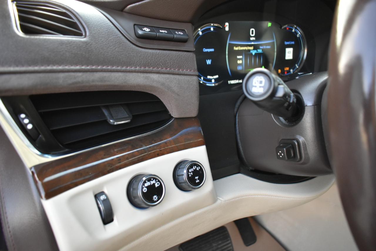 Cadillac Escalade Luxury 4WD 2017