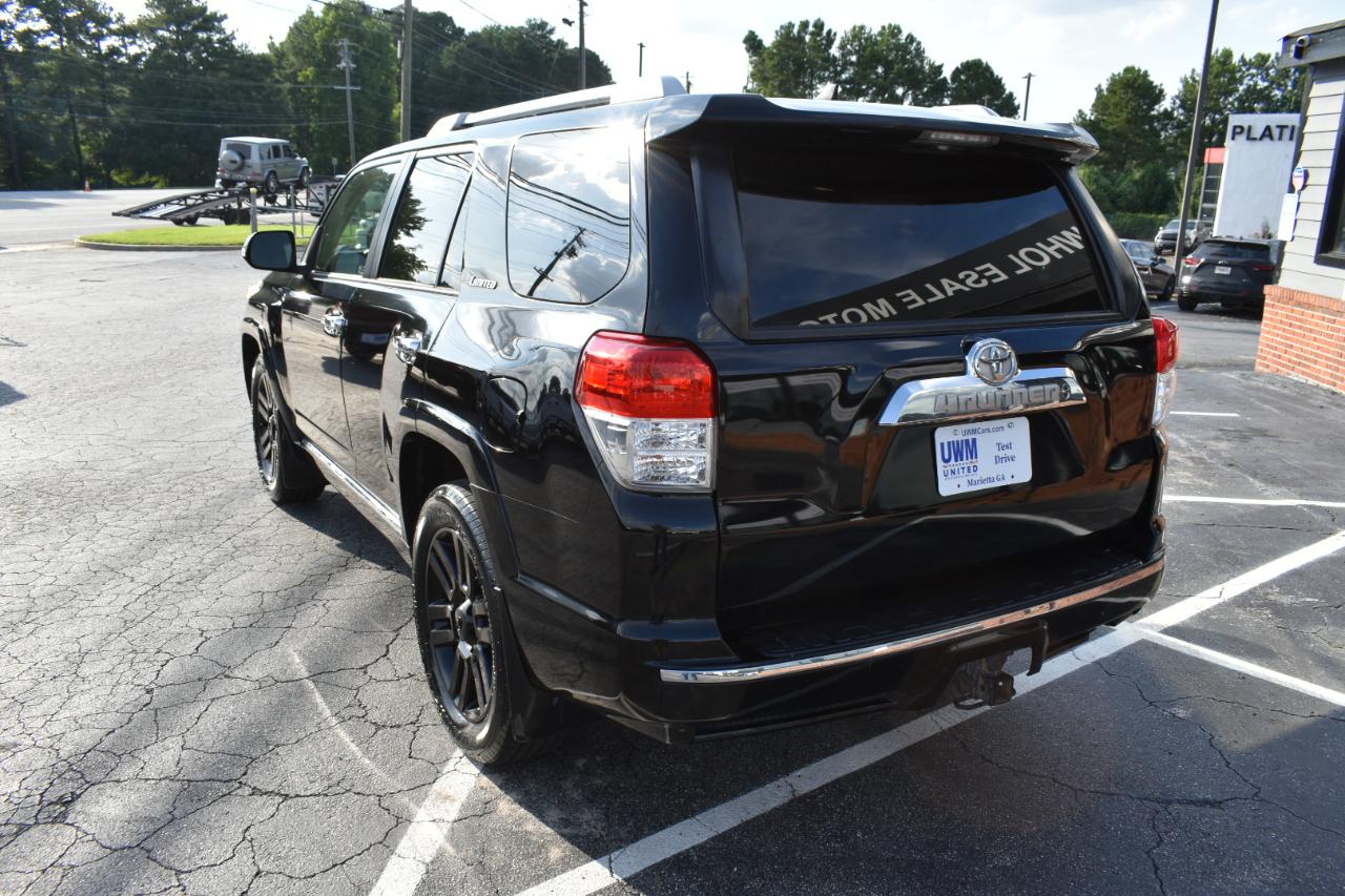 Toyota 4Runner SR5 2WD 2013