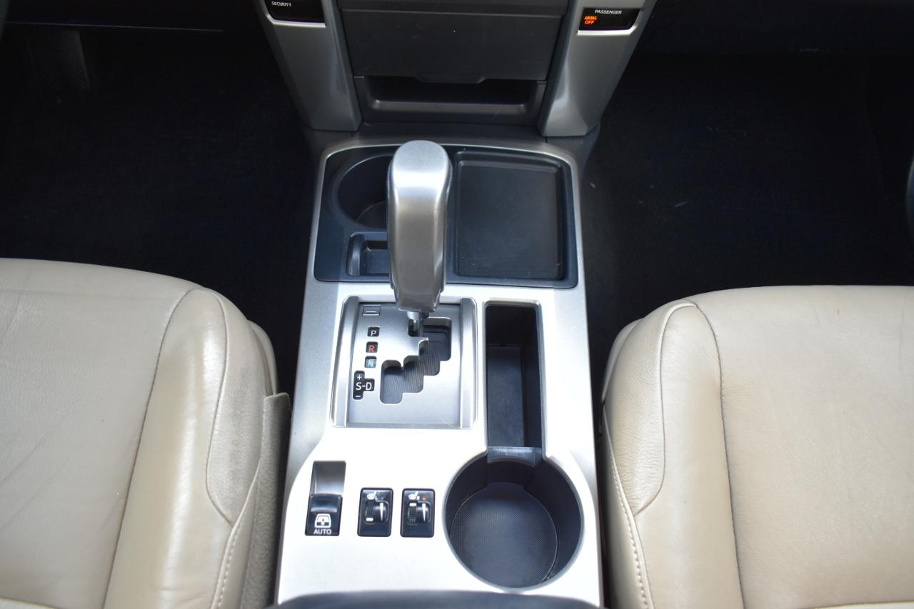 Toyota 4Runner SR5 2WD 2013