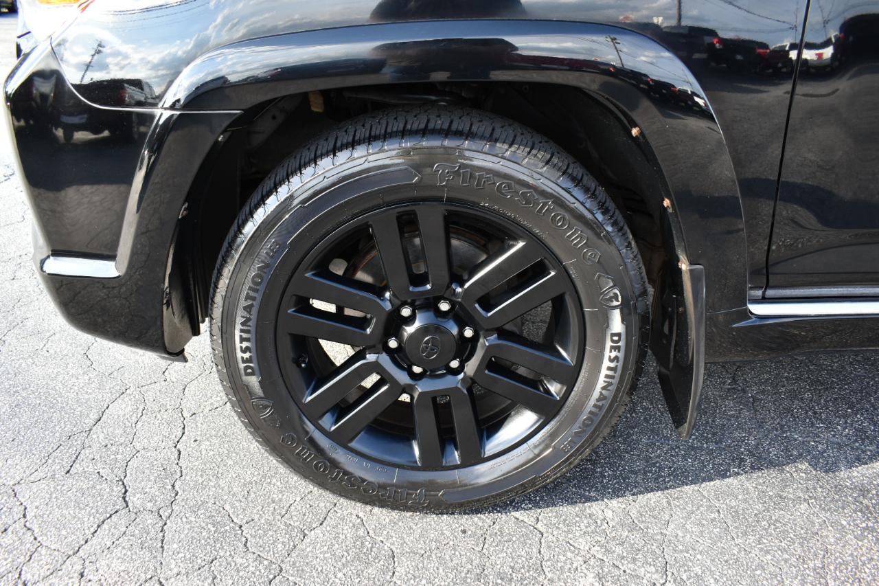 Toyota 4Runner SR5 2WD 2013