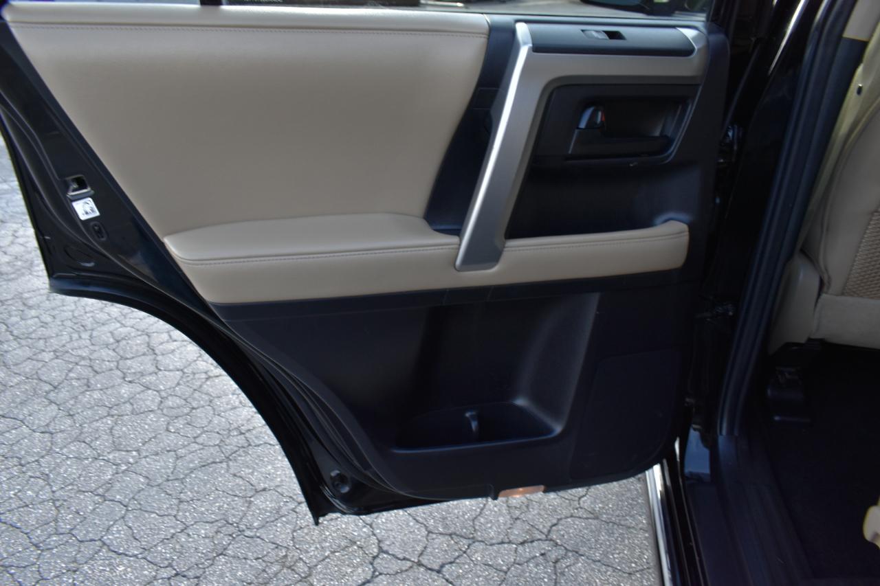 Toyota 4Runner SR5 2WD 2013