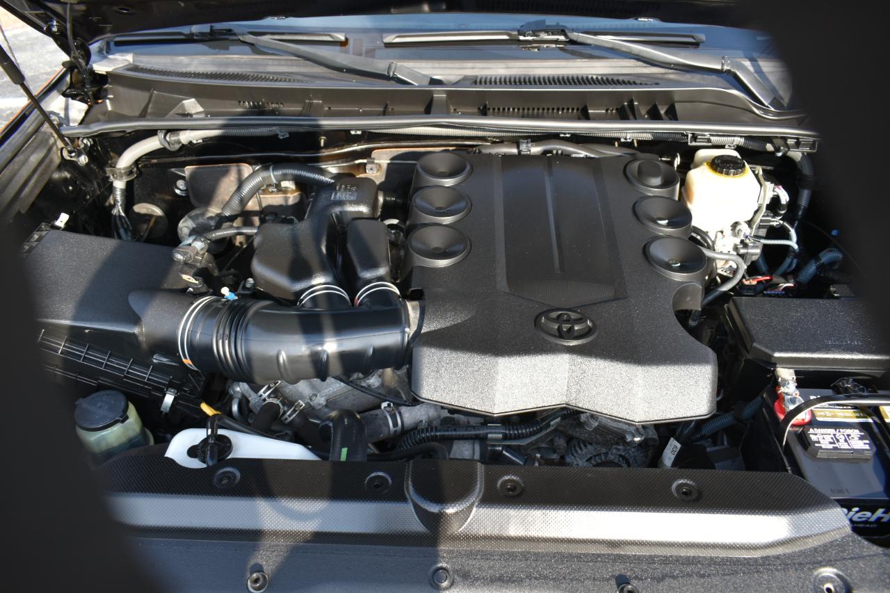 Toyota 4Runner SR5 2WD 2013